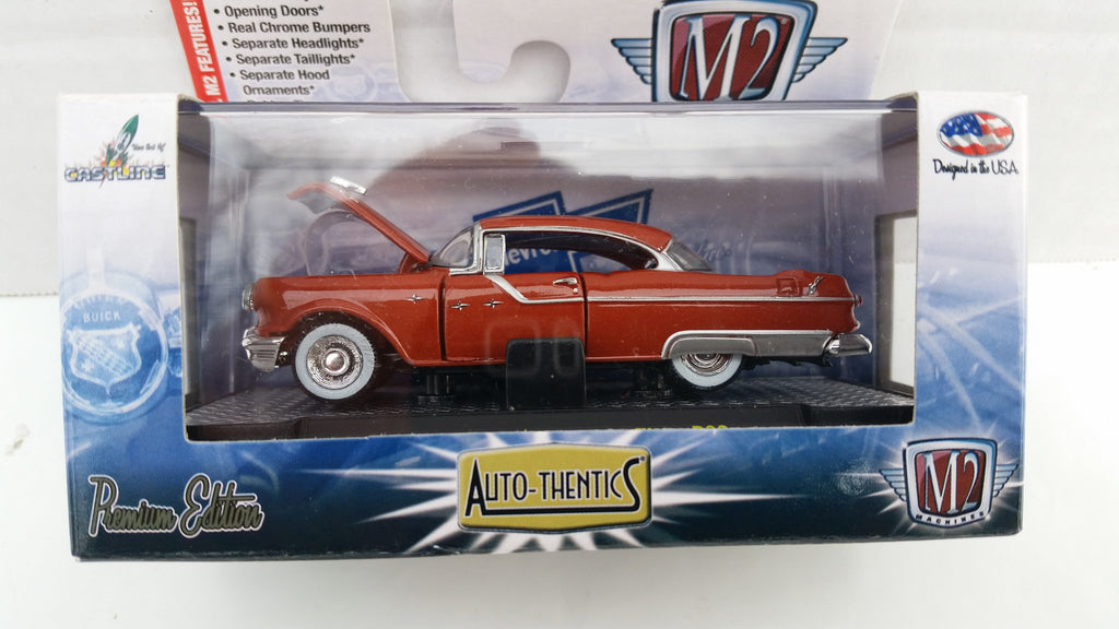 M2 Machines Auto-Thentics, Release 30, 1955 Pontiac Star Chief, Brown Roof