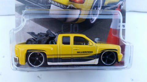 Hot Wheels Car Culture, Trucks, Chevy Silverado