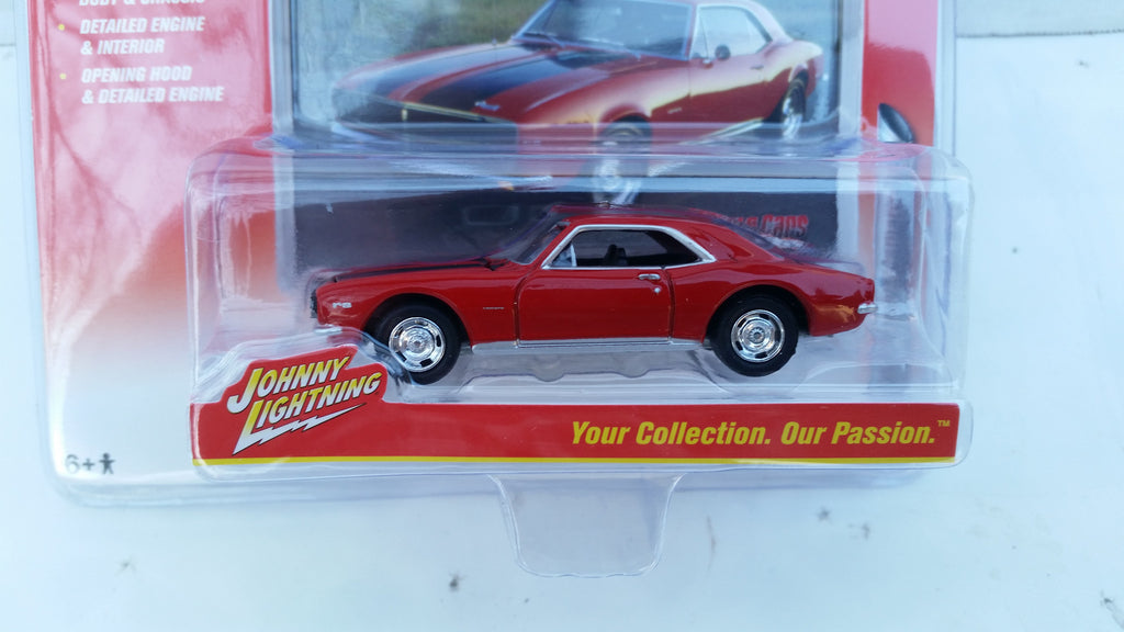 Johnny Lightning Muscle Cars 2016, Release 2A, 1967 Chevy Camaro Z28