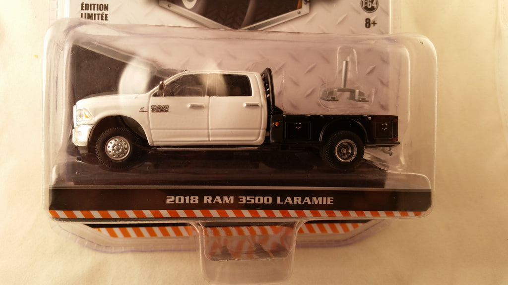 Greenlight Dually Drivers, Series 1, 2018 Ram 3500 Laramie - White